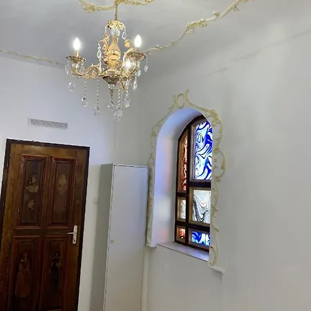 דירה Center